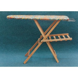 ASSE DA STIRO IN LEGNO PIANO CM.116X33 CON MENSOLA PORTABIANCHERIA