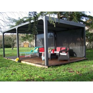 Pergola bioclimatica Foresta gazebo in alluminio, apertura manuale, 360x600 con 2 tende sul lato da 6mt